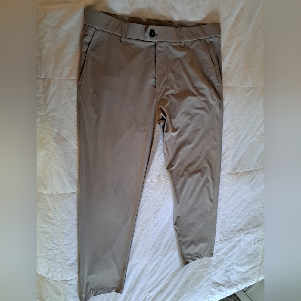Greyson Pants Beige 36 × 29  4 Pkt Excellent Condition